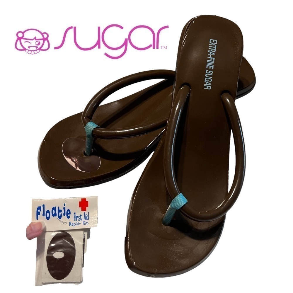 FLOATIES  (Rare) Extra Fine kitten heels by Sugar Shoes Vintage (90’s) Size 10